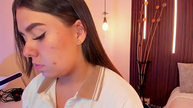 ArianaBaker online show from 04-16-26, 08:42