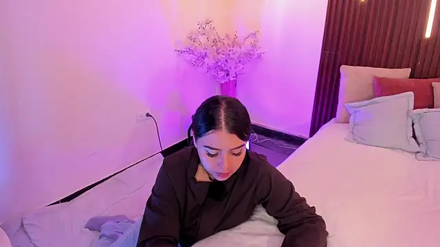 ArianaBaker online show from 02-24-26, 01:56