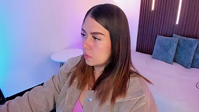 ArianaBaker online show from 12-16-25, 01:15