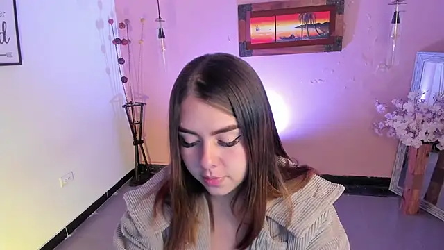 ArianaBaker online show from 11-25-25, 01:33