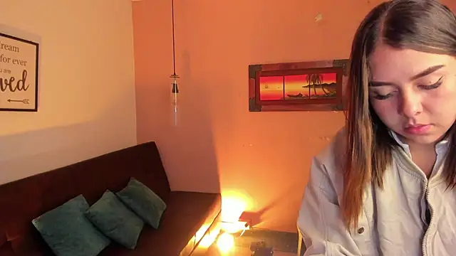 ArianaBaker online show from 11-10-25, 12:54