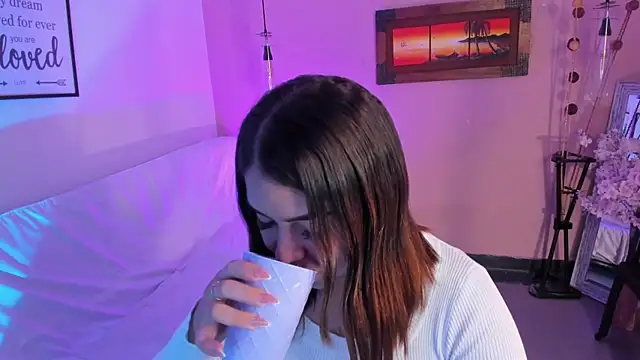 ArianaBaker online show from 10-05-25, 05:58