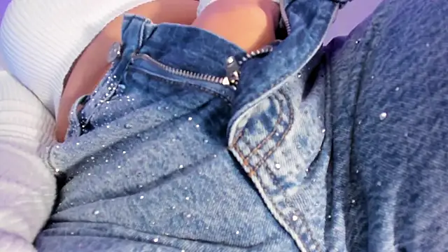 ArianaBaker online show from 09-16-25, 12:39