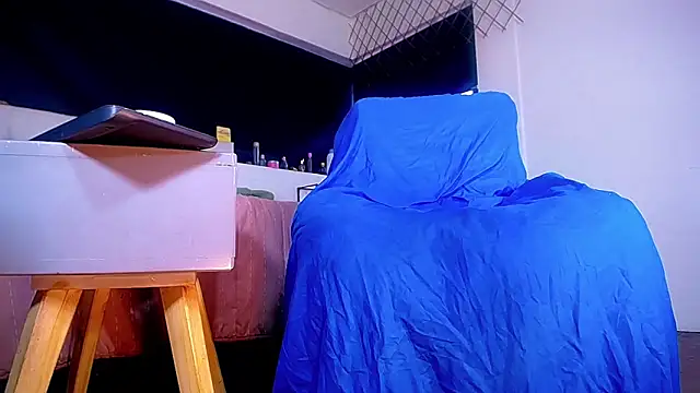 bellatrixx 69 online show from 10-25-25, 11:31