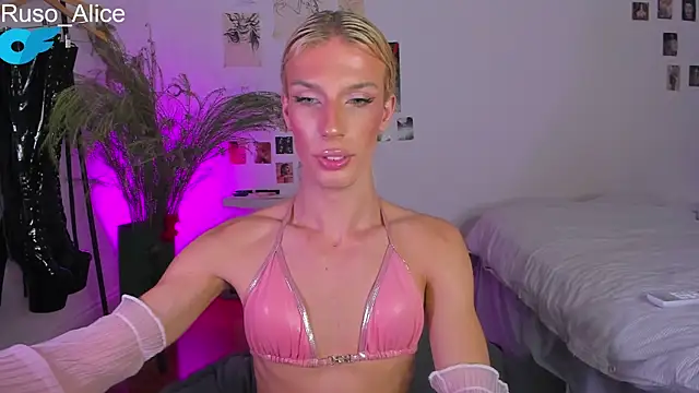 AliceSnowCatt online show from 03-04-25, 01:45