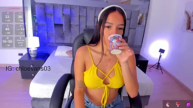 Chloe evans   online show from 03-13-25, 11:30