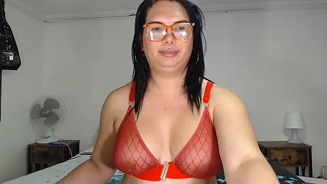 Snapshot of flowerdirtty chatting on 06-17-26, 08:41 flowerdirtty online show from 06-17-26, 08:41
