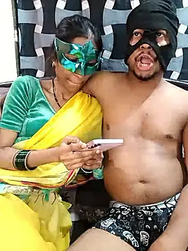 sexycouplemh09 online show from 02-15-26, 03:00