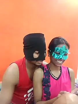 sexycouplemh09 online show from 02-17-26, 04:48