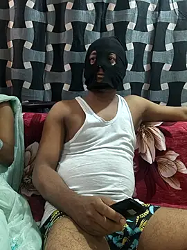 sexycouplemh09 online show from 07-28-26, 04:27