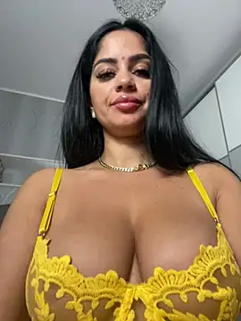Snapshot of _adelle chatting on 07-18-26, 11:19 adelle online show from 07-18-26, 11:19