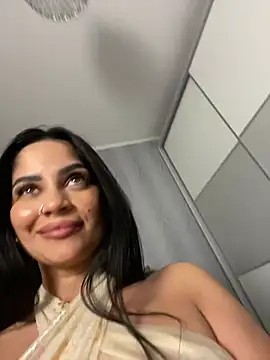 Snapshot of _adelle chatting on 03-12-25, 05:49 adelle online show from 03-12-25, 05:49