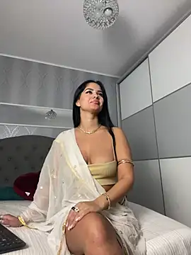 Snapshot of _adelle chatting on 09-27-25, 12:00 adelle online show from 09-27-25, 12:00