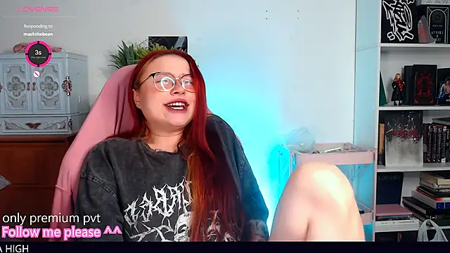 me  hanna online show from 11-08-25, 10:24