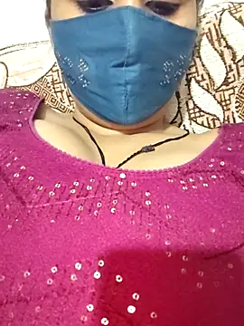 Snapshot of Archna-ji chatting on 02-23-25, 05:39 Archna-ji online show from 02-23-25, 05:39