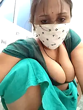 Snapshot of Archna-ji chatting on 02-25-25, 11:43 Archna-ji online show from 02-25-25, 11:43