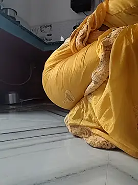 Snapshot of Archna-ji chatting on 09-14-25, 03:51 Archna-ji online show from 09-14-25, 03:51