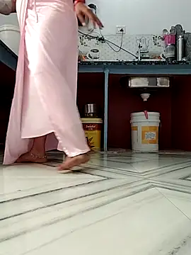 Snapshot of Archna-ji chatting on 09-15-25, 05:19 Archna-ji online show from 09-15-25, 05:19