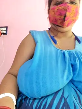 Snapshot of Kayra_34 chatting on 02-18-26, 06:00 Kayra 34 online show from 02-18-26, 06:00