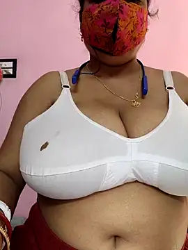 Snapshot of Kayra_34 chatting on 02-19-26, 06:32 Kayra 34 online show from 02-19-26, 06:32