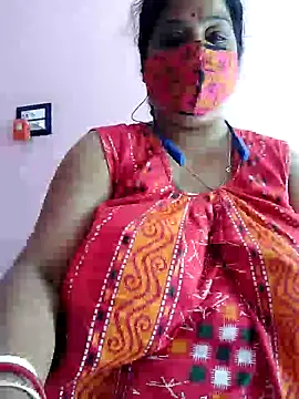 Snapshot of Kayra_34 chatting on 10-15-25, 06:44 Kayra 34 online show from 10-15-25, 06:44