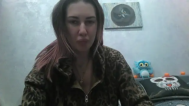 BlueXOwl online show from 12-18-25, 05:28