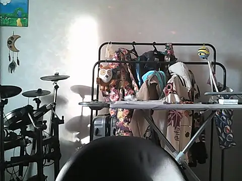 BlueXOwl online show from 09-19-25, 02:10