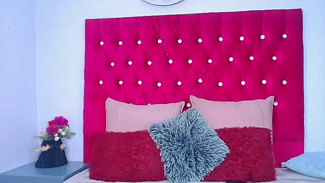 Snapshot of VeryGoodBadGirl1 chatting on 05-02-26, 01:22 VeryGoodBadGirl1 online show from 05-02-26, 01:22
