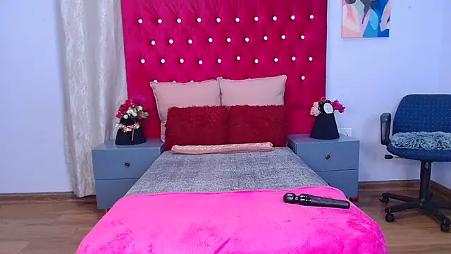 VeryGoodBadGirl1 online show from 04-09-26, 10:38