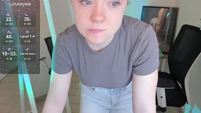 Florence meow online show from 04-08-26, 06:26