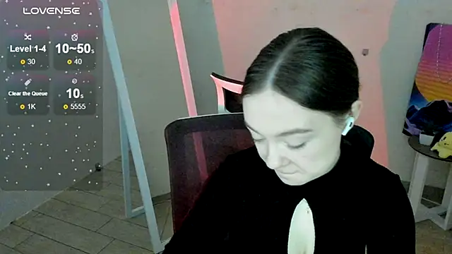 Florence meow online show from 10-19-25, 06:49