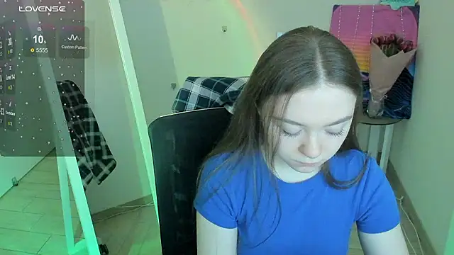 Florence meow online show from 03-27-26, 07:39