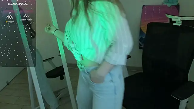 Florence meow online show from 03-28-26, 07:42