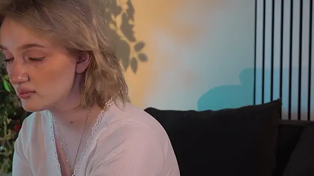 ELLIEJAY online show from 04-02-26, 05:36