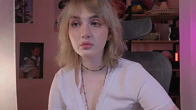 ELLIEJAY online show from 04-14-26, 05:34