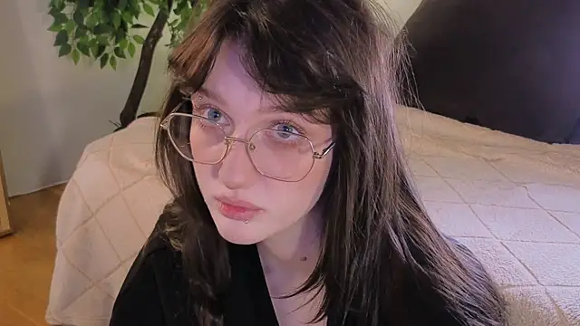 ELLIEJAY online show from 11-12-25, 05:22