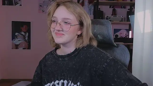 ELLIEJAY online show from 02-15-26, 05:30