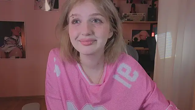 ELLIEJAY online show from 03-29-26, 05:20