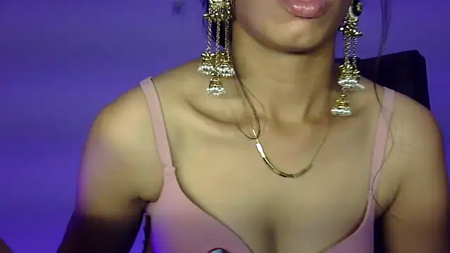 Snapshot of mia_your chatting on 06-30-26, 04:12 mia your online show from 06-30-26, 04:12