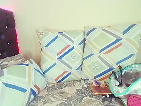 dinnykrazx online show from 10-23-25, 06:45