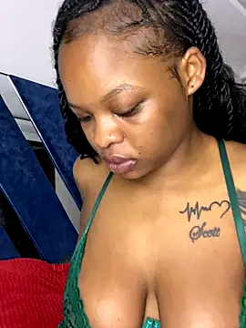 SexxyLunar online show from 10-27-25, 02:01