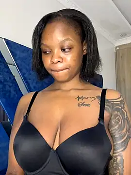 SexxyLunar online show from 11-18-25, 09:40