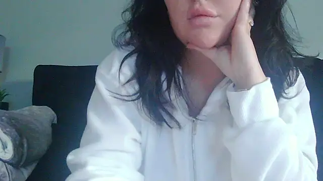 magical mia online show from 11-10-25, 12:32