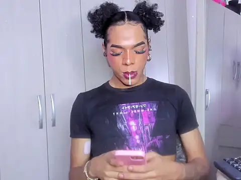 Kendall Hotsexy x online show from 04-05-26, 03:02