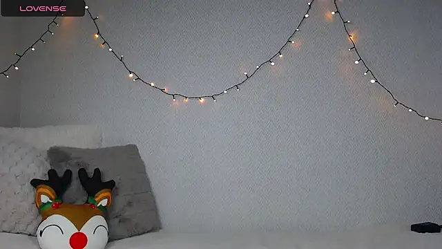 Snapshot of Nicole_blonde0 chatting on 12-12-24, 02:22 Nicole blonde0 online show from 12-12-24, 02:22