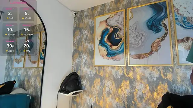 MonicaSchwartz online show from 11-18-25, 04:21