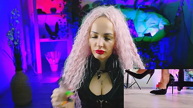 MonicaMaxwel online show from 03-22-25, 11:42