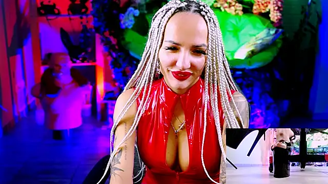 MonicaMaxwel online show from 10-04-25, 10:50