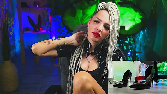 MonicaMaxwel online show from 03-03-25, 06:35