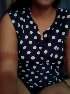 Snapshot of Ankita202 chatting on 05-05-26, 07:00 Ankita202 online show from 05-05-26, 07:00